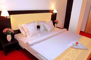 Гостевой дом Pension Siera Мамайя Норд – Нэводари Двухместный номер с 1 кроватью или 2 отдельными кроватями-2